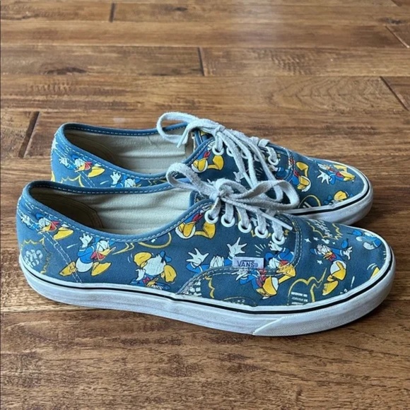 Vans x Disney Donald Duck Canvas Low Top Sneakers Blue Size Mens 8.5 / Womens 10 - Picture 1 of 10